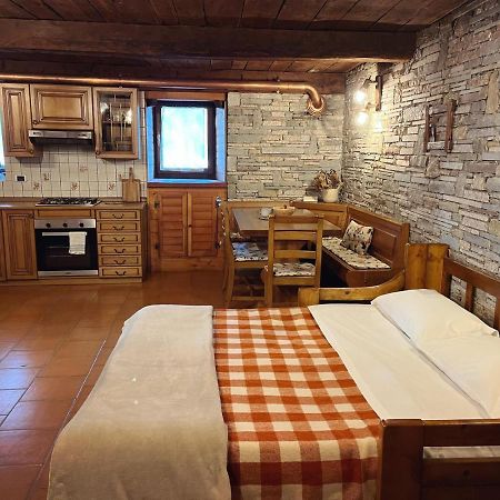 Monolocale Rustico Di Montagna Apartment Antey-Saint-Andre Exterior photo